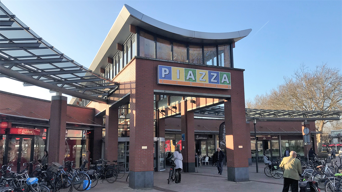 WC Piazza Center