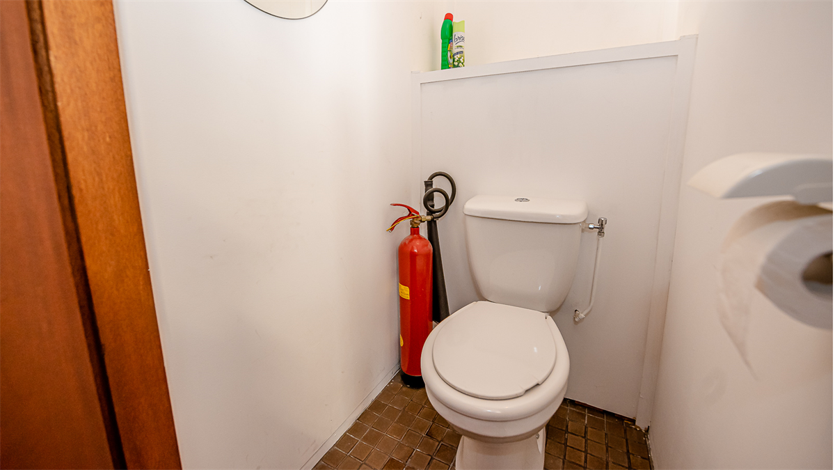 Toilet